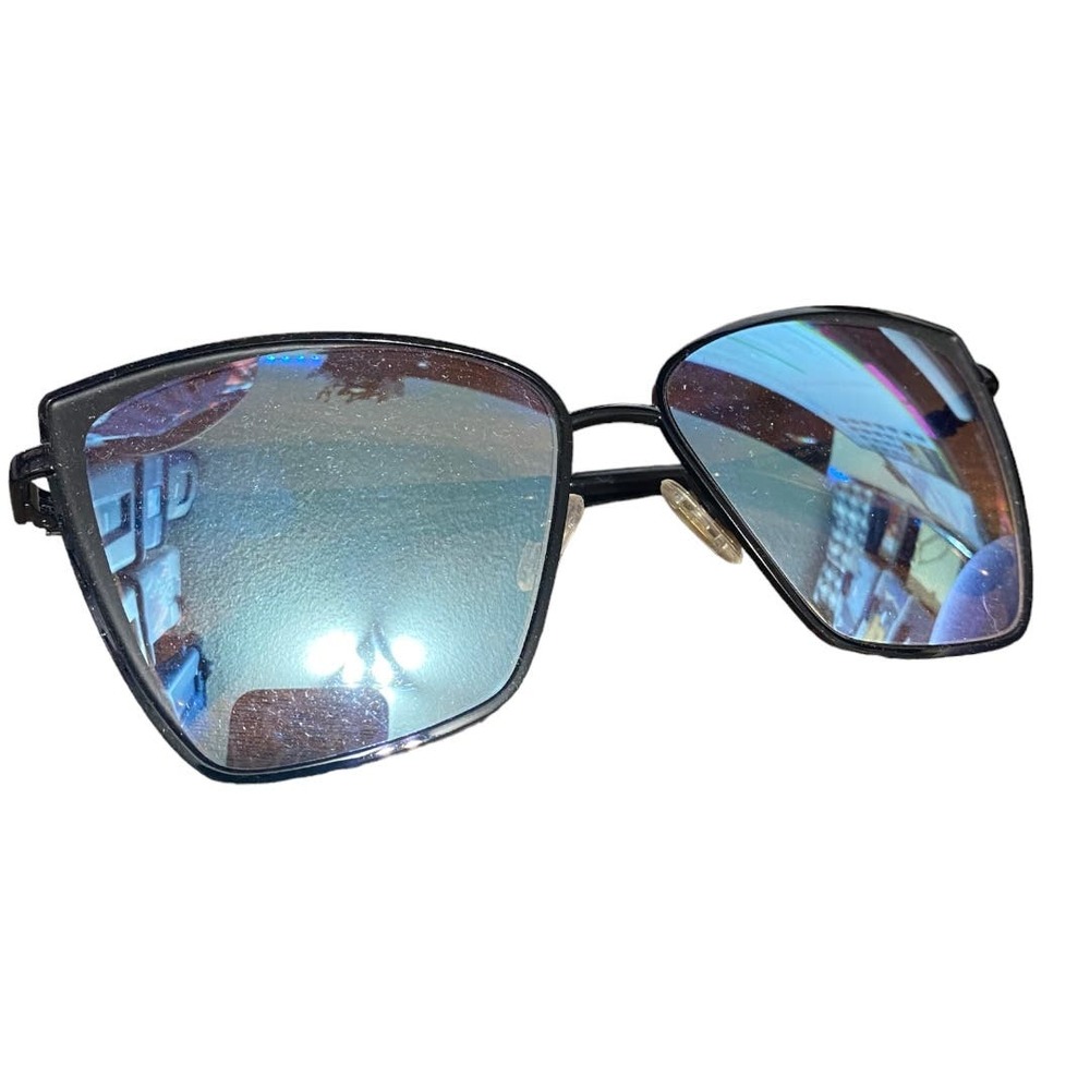 Diff Eyewear Becky black mirror lens sunglasses Excellent Condition